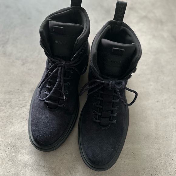 Hugo Boots - Picture 9 of 10